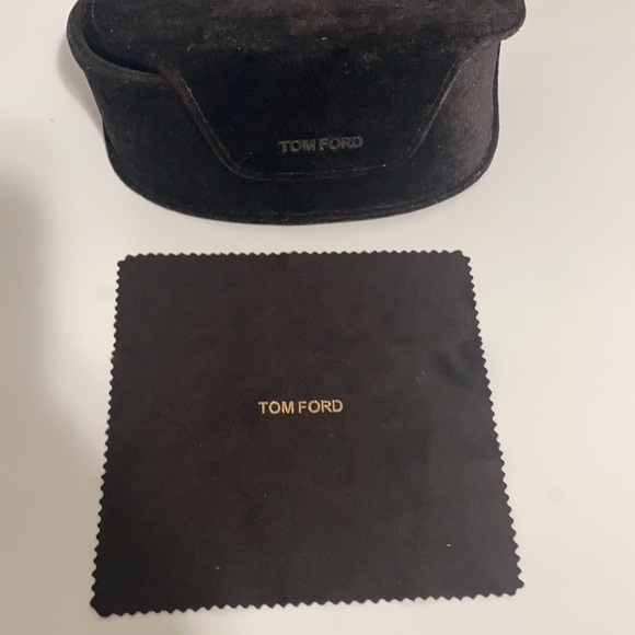 AUTHENTIC TOM FORD SUNGLASSES - Picture 2 of 5
